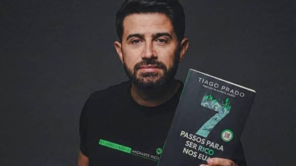 Tiago Prado também vai lançar seu livro em Belo Horizonte e Goiânia