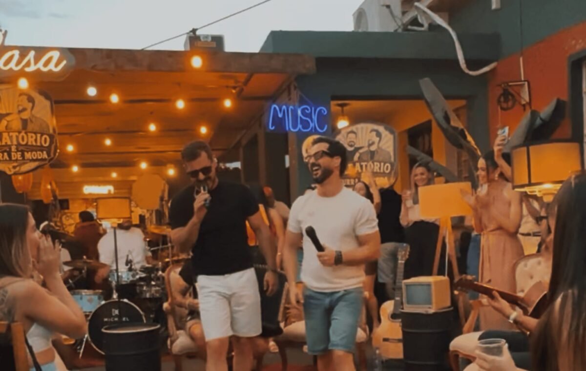 Maurício e Eduardo em novo projeto aleatório e Surra de Moda.