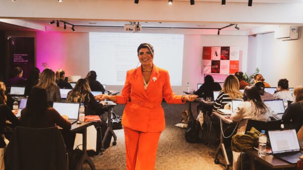 Anndrêa Franco, da Work In, ajuda mulheres empreendedoras a ocuparem as cadeiras de poder.
