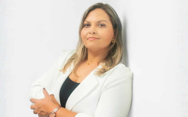 Aline Rinaldi lidera a RSA Assessoria Logística, uma das principais referências em regularização, segurança operacional e prevenção de riscos no transporte de cargas.