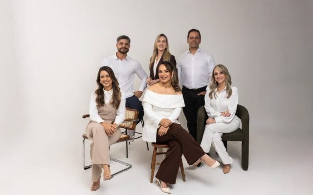 Fernanda Alcântara, Tiago Matheus, Ricardo Alcântara, Carla Alcântara, Ariane Soares e Mariana Lavagnini